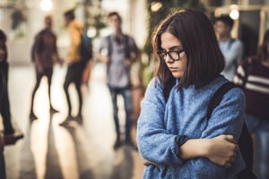 Cómo superar la ansiedad social